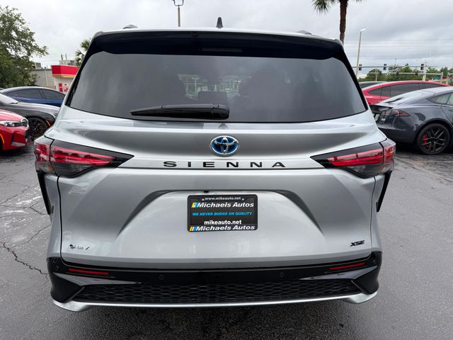 2025 Toyota Sienna XSE FWD 7-Passenger - 22818980 - 5