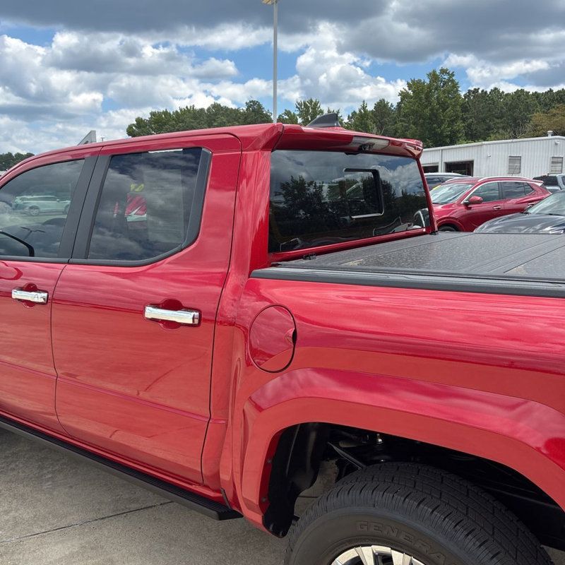 2025 Toyota Tacoma Limited - 23064075 - 9