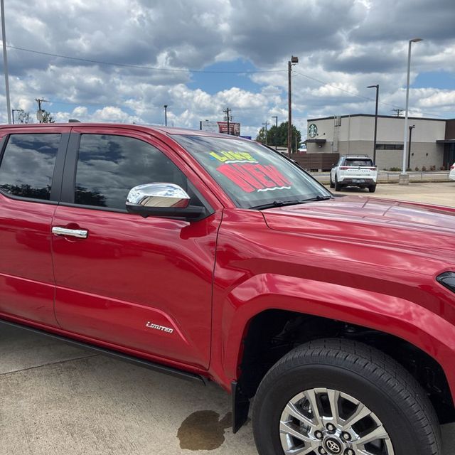 2025 Toyota Tacoma Limited - 23064075 - 15