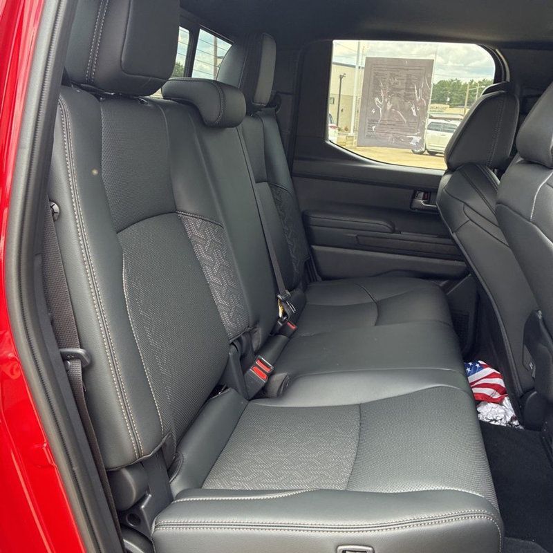 2025 Toyota Tacoma Limited - 23064075 - 26