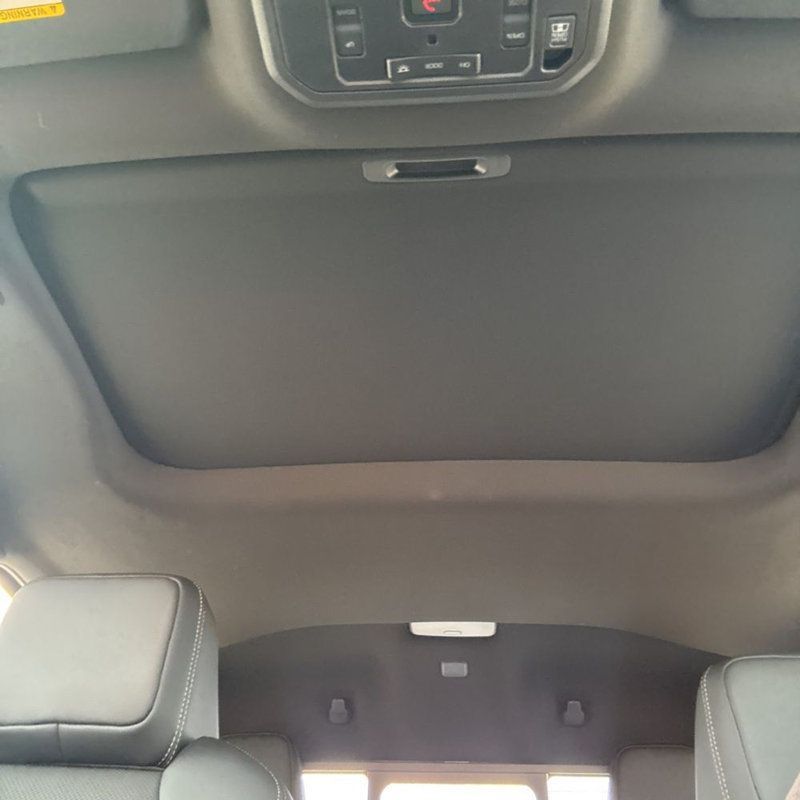 2025 Toyota Tacoma Limited - 23064075 - 32