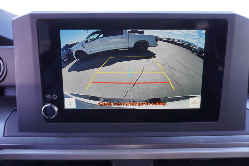 2025 Toyota Tacoma SR5 - 23035378 - 32