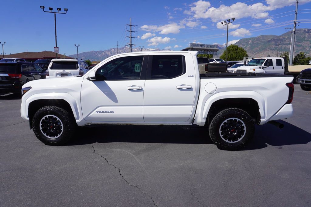 2025 Toyota Tacoma SR5 - 23035378 - 7