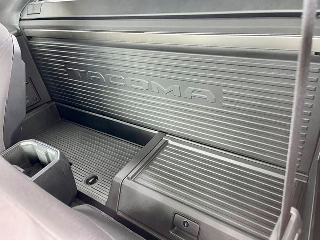 2025 Toyota Tacoma SR - Photo 8