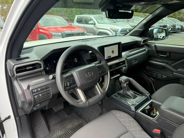 2025 Toyota Tacoma 2WD SR5 Double Cab 5' Bed Automatic - 22977969 - 2