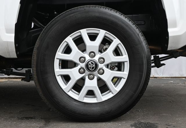 2025 Toyota Tacoma 2WD SR Double Cab  - 23044618 - 6