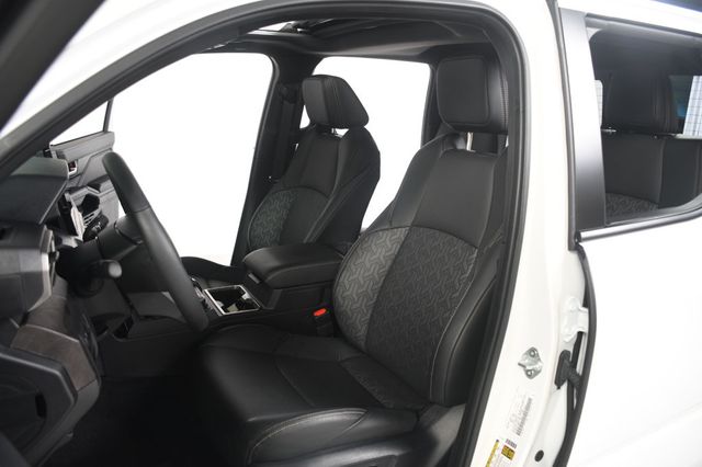2025 Toyota Tacoma 4WD  - 23056020 - 22