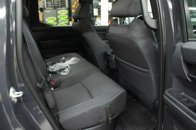 2025 Toyota Tacoma 4WD 1-Owner, 4x4 Ultra Low Mileage, Mint Shape! - 23032833 - 37