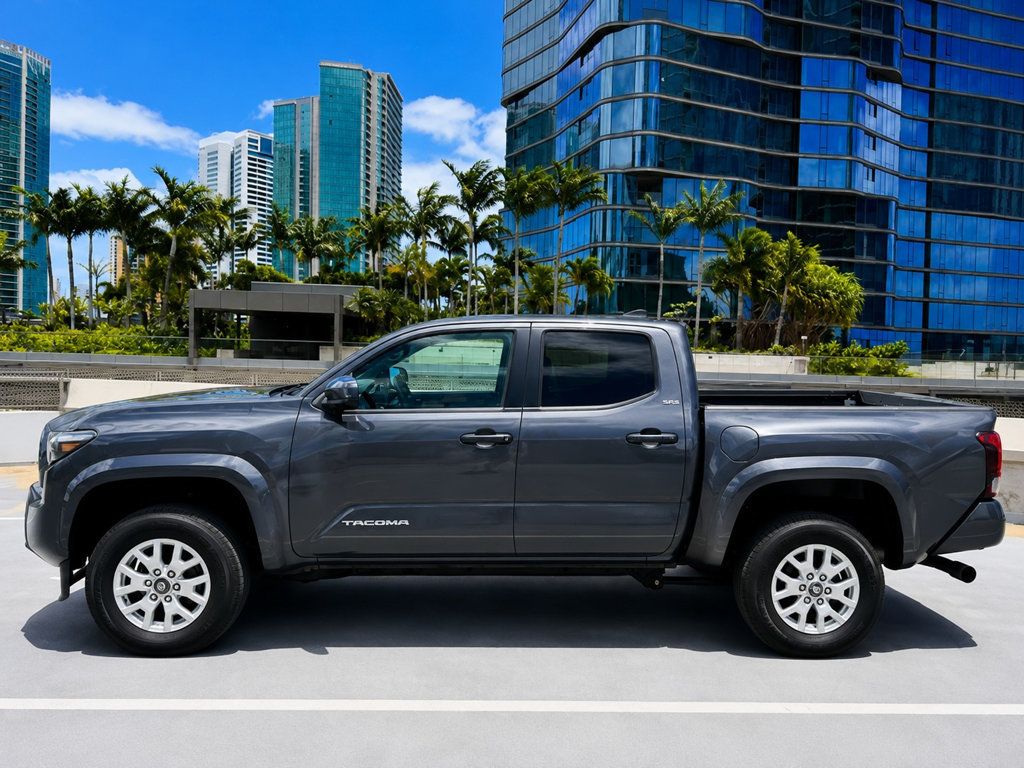 2025 Toyota Tacoma 4WD 1-Owner, 4x4 Ultra Low Mileage, Mint Shape! - 23032833 - 3