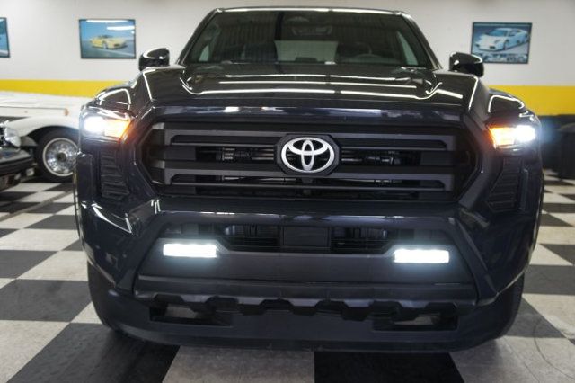 2025 Toyota Tacoma 4WD 1-Owner, 4x4 Ultra Low Mileage, Mint Shape! - 23032833 - 40