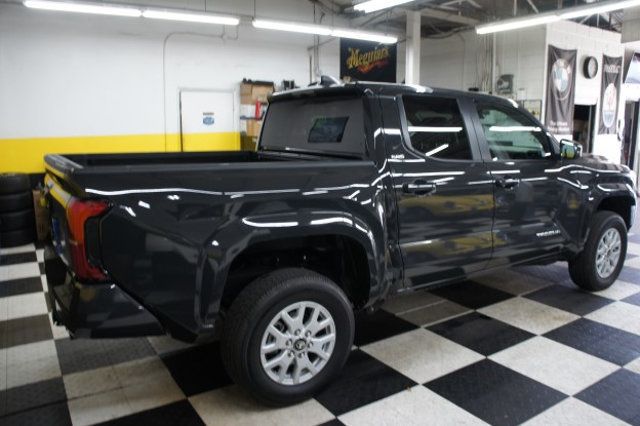2025 Toyota Tacoma 4WD 4x4 Ultra Low Mileage, Mint Shape! - 23032833 - 15