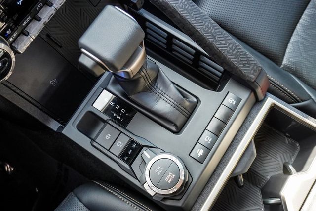 2025 Toyota Tacoma 4WD Limited Double Cab 5' Bed Automatic - 22948026 - 26