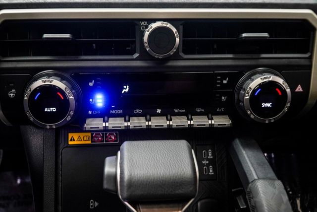 2025 Toyota Tacoma 4WD Limited Hybrid Double Cab 5' Bed Automatic - 22920201 - 19