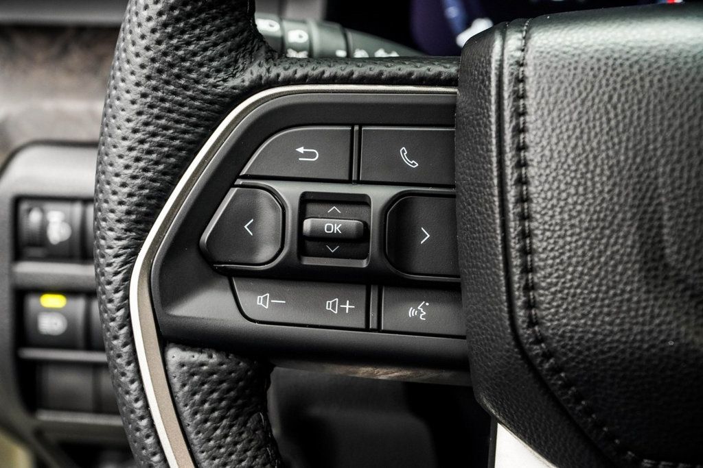 2025 Toyota Tacoma Limited Double Cab photo 24