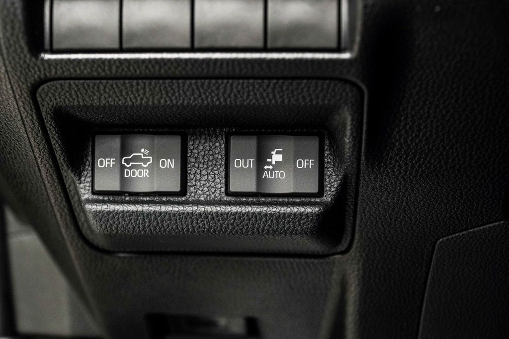 2025 Toyota Tacoma Limited Double Cab photo 26