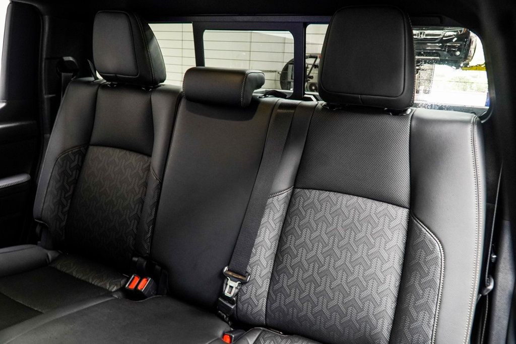 2025 Toyota Tacoma Limited Double Cab photo 35