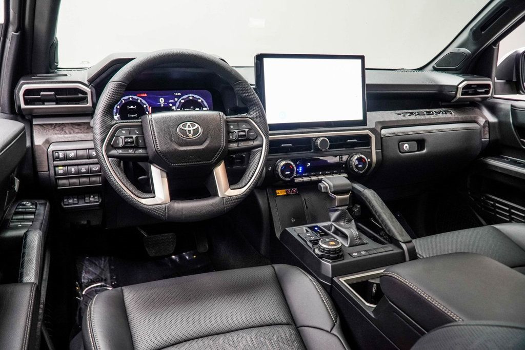 2025 Toyota Tacoma Limited Double Cab photo 4