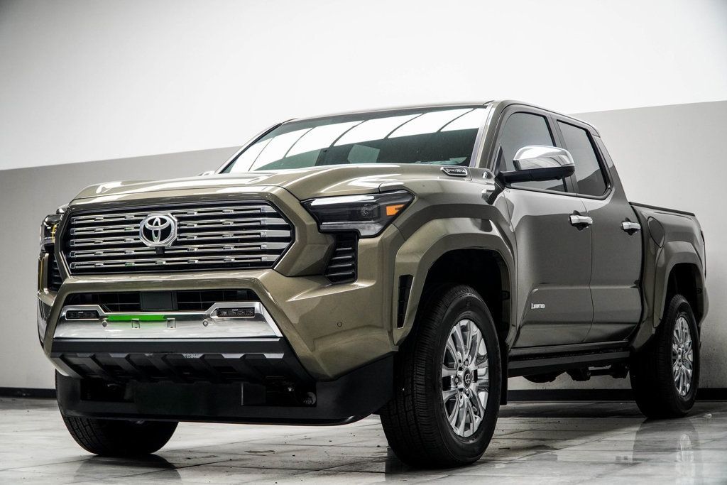 2025 Toyota Tacoma Limited Double Cab photo 7