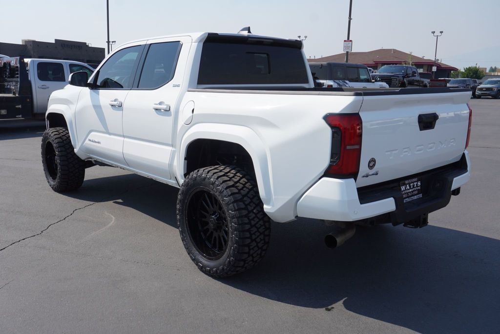 2025 Toyota Tacoma 4WD SR5 - 23044623 - 9