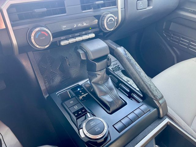 2025 Toyota Tacoma 4WD SR5 - 22968491 - 14