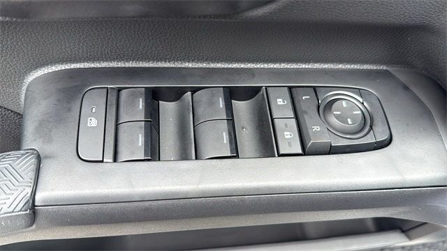 2025 Toyota Tacoma 4WD SR5 Double Cab 5' Bed Automatic - 22954820 - 15