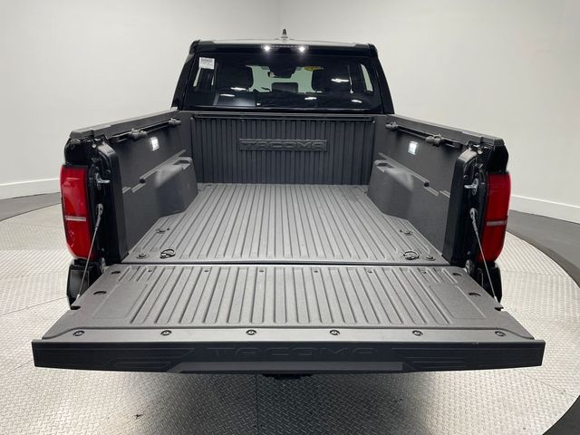 2025 Toyota Tacoma 4WD SR5 Double Cab 5' Bed Automatic - 22911901 - 42