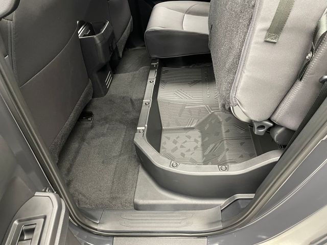 2025 Toyota Tacoma 4WD SR5 Double Cab 5' Bed Automatic - 22953506 - 32