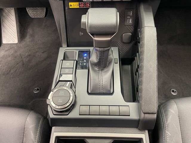 2025 Toyota Tacoma 4WD SR5 Double Cab 5' Bed Automatic - 22990825 - 26