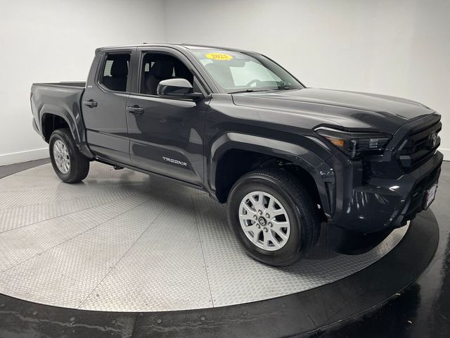 2025 Toyota Tacoma 4WD SR5 Double Cab 5' Bed Automatic - 22990825 - 2