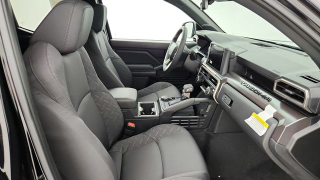 2025 Toyota Tacoma 4WD SR5 Double Cab 5' Bed Automatic - 22944186 - 21
