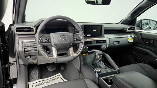 2025 Toyota Tacoma 4WD SR5 Double Cab 5' Bed Automatic with Upgrade Heat Package - 22944186 - 11