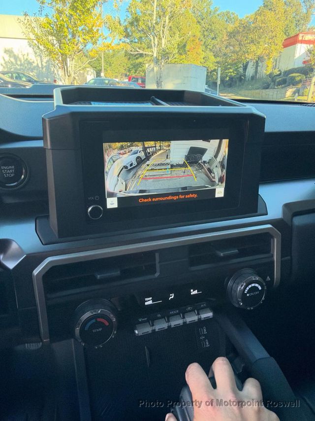 2025 Toyota Tacoma 4WD SR5 Double Cab 6' Bed Automatic - 23096634 - 2