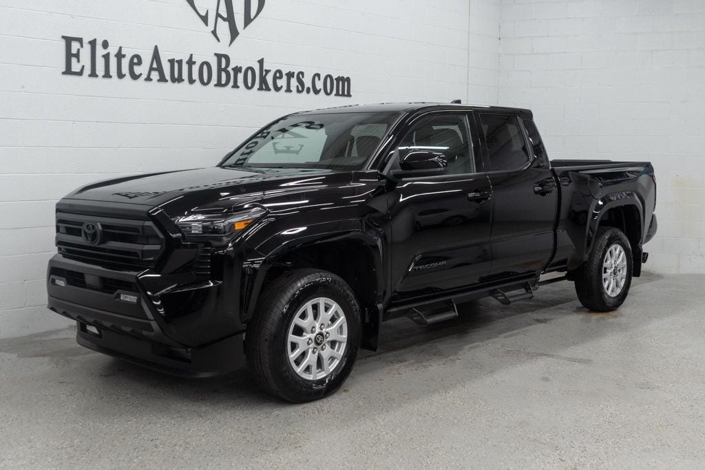 Toyota Tacoma photo 28