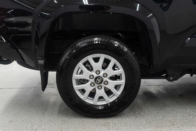 2025 Toyota Tacoma 4WD SR5 Double Cab 6' Bed Automatic - 23078887 - 31