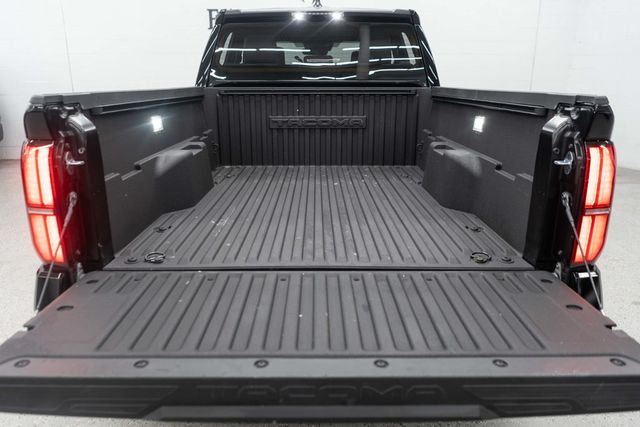 2025 Toyota Tacoma 4WD SR5 Double Cab 6' Bed Automatic - 23078887 - 40