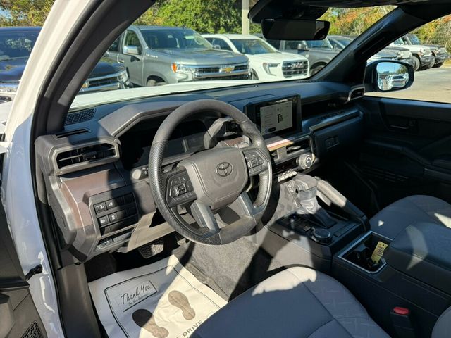 2025 Toyota Tacoma 4WD SR5 Double Cab 6' Bed Automatic - 22957662 - 2