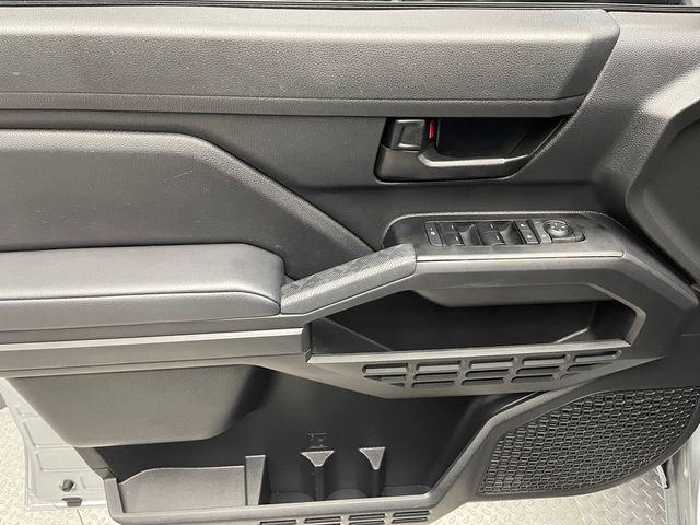 2025 Toyota Tacoma 4WD SR Double Cab 5' Bed Automatic - 22998308 - 8