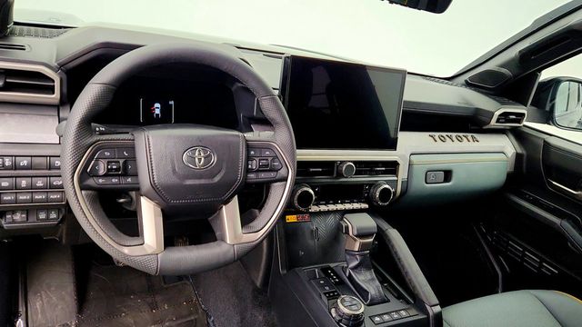 2025 Toyota Tacoma 4WD Trailhunter Hybrid Double Cab 5'' Bed Automatic w/ ARB Bed Rack - 23097891 - 11