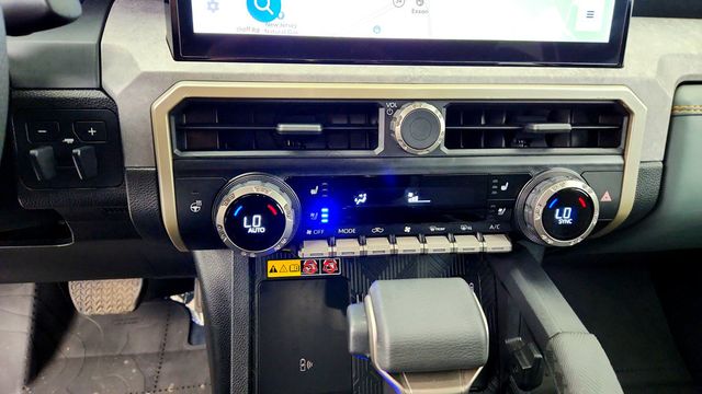 2025 Toyota Tacoma 4WD Trailhunter Hybrid Double Cab 5'' Bed Automatic w/ ARB Bed Rack - 23097891 - 16