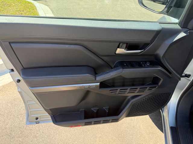 2025 Toyota Tacoma 4WD TRD OFF-ROAD - 22988433 - 3