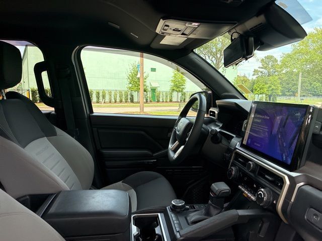 2025 Toyota Tacoma 4WD TRD Off-Road - 23031755 - 21