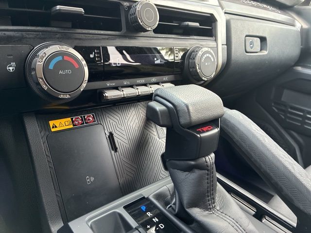 2025 Toyota Tacoma 4WD TRD Off-Road - 23031755 - 29