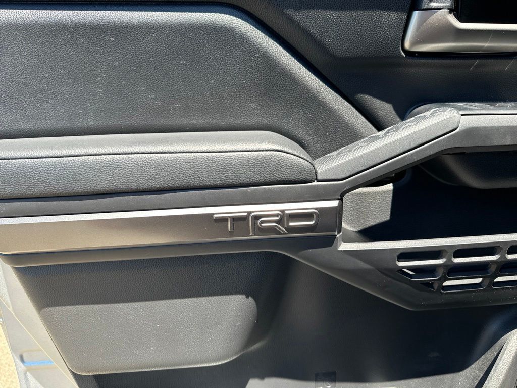 2025 Toyota Tacoma 4WD TRD Off Road Double Cab 5' Bed Automatic - 23041647 - 22