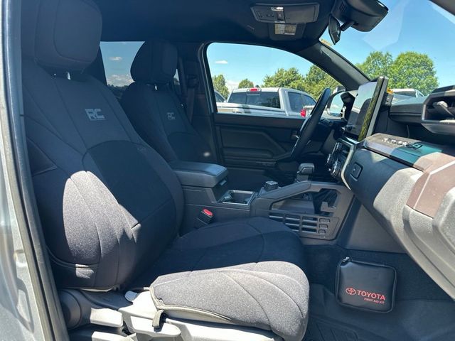 2025 Toyota Tacoma 4WD TRD Off Road Double Cab 5' Bed Automatic - 23041647 - 32