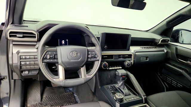 2025 Toyota Tacoma 4WD TRD Off Road Double Cab 5' Bed Automatic w/ Predator Step - 23087238 - 11