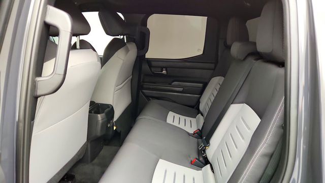 2025 Toyota Tacoma 4WD TRD Off Road Double Cab 5' Bed Automatic w/ Predator Step - 23087238 - 18