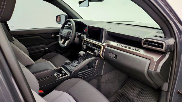2025 Toyota Tacoma 4WD TRD Off Road Double Cab 5' Bed Automatic w/ Predator Step - 23087238 - 22