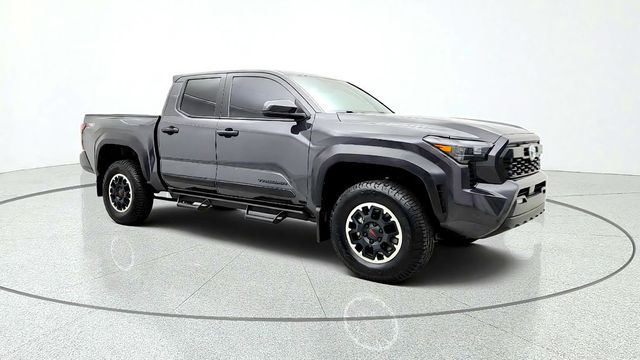 2025 Toyota Tacoma 4WD TRD Off Road Double Cab 5' Bed Automatic w/ Predator Step - 23087238 - 2