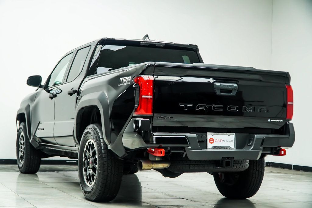 Toyota Tacoma photo 12