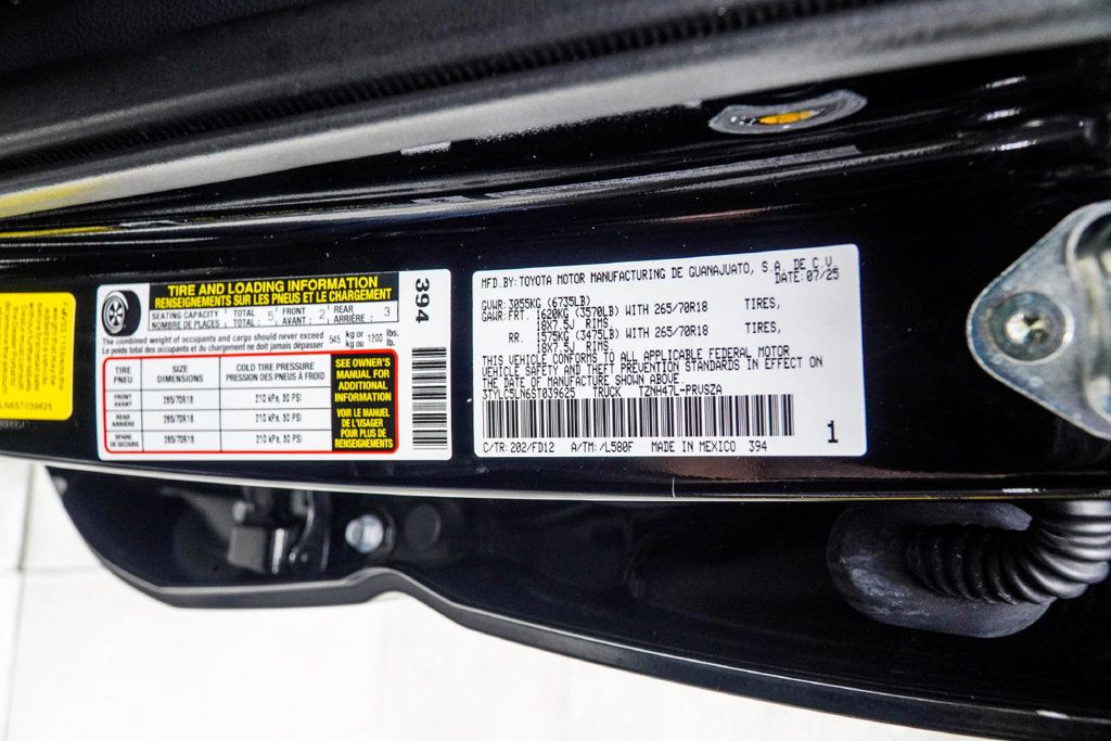 Toyota Tacoma photo 41